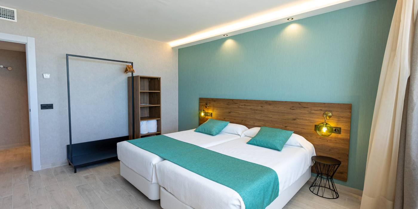 Junior Suite (5) - Hotel Flamero Junior Suite (5) - Hotel Flamero